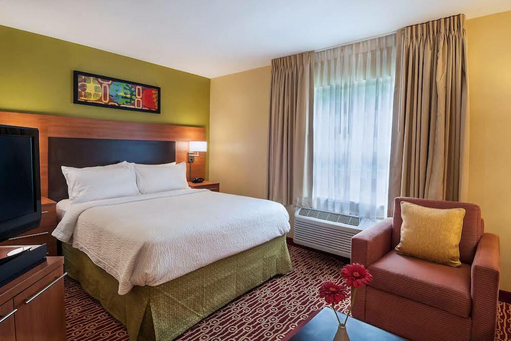 ทาวน์เพลซ สวีท แบตันรูช เซาท์ Hotel บาตันรูช ภายนอก รูปภาพ